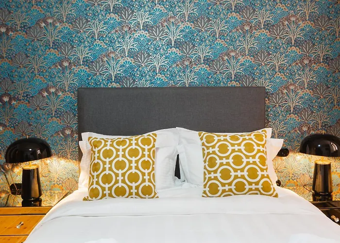 Archo & 4* נאפפליו