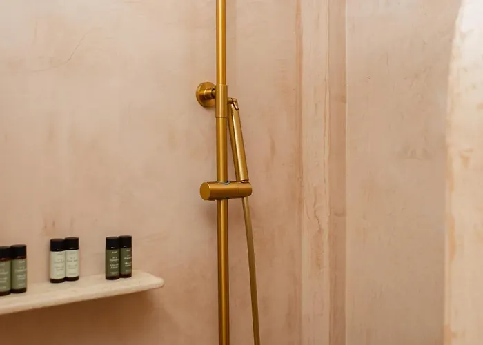 Archo & בית הארחה נאפפליו