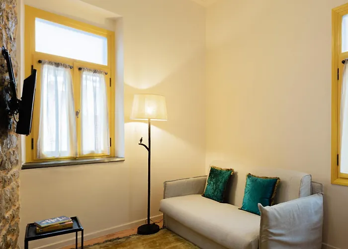 בית הארחה Archo & 4*