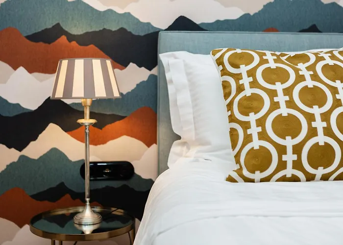 Archo & בית הארחה